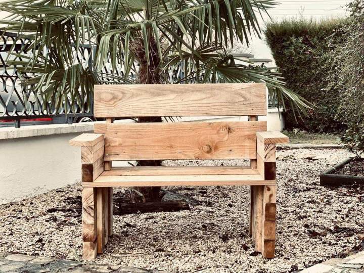 Chaise en palettes Orléans